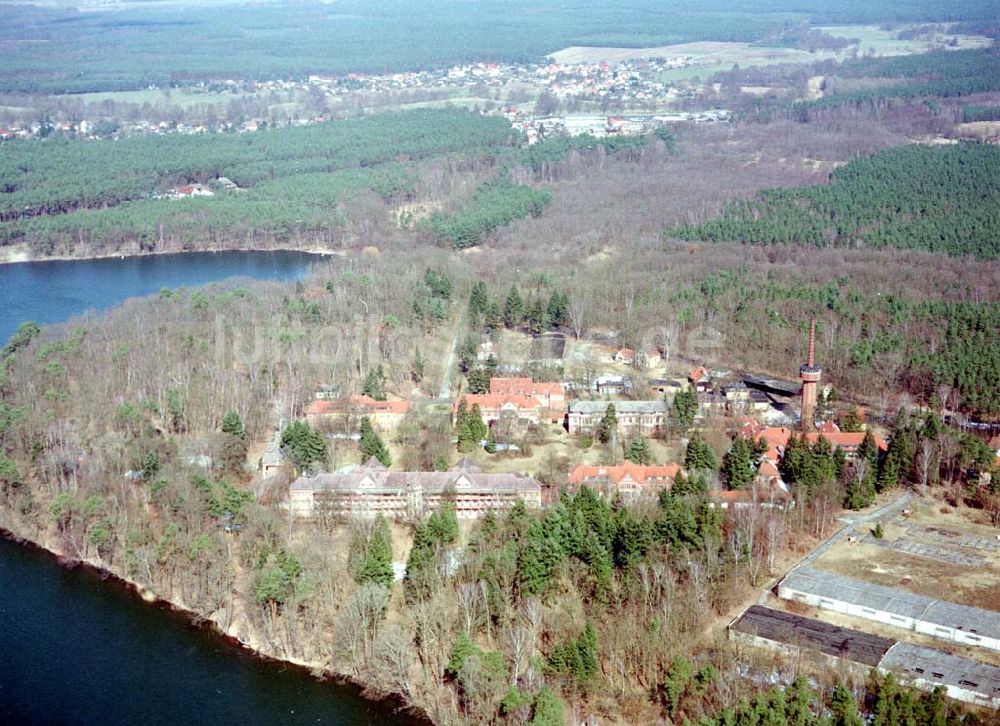 Lehnitz von oben - altes Sanatorium am Lehnitzsee.