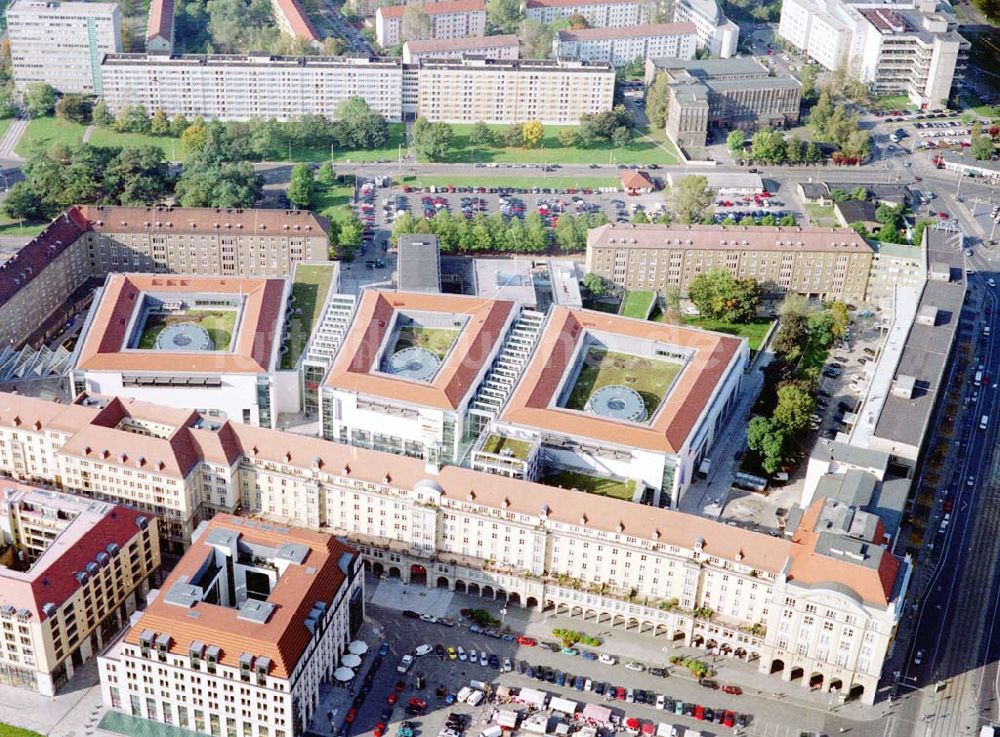 Dresden von oben - Altmarkt - Center in der Dresdner Innenstadt. 11.10.2002 Altmarkt-Galerie der ECE in der Dresdner Innenstadt.