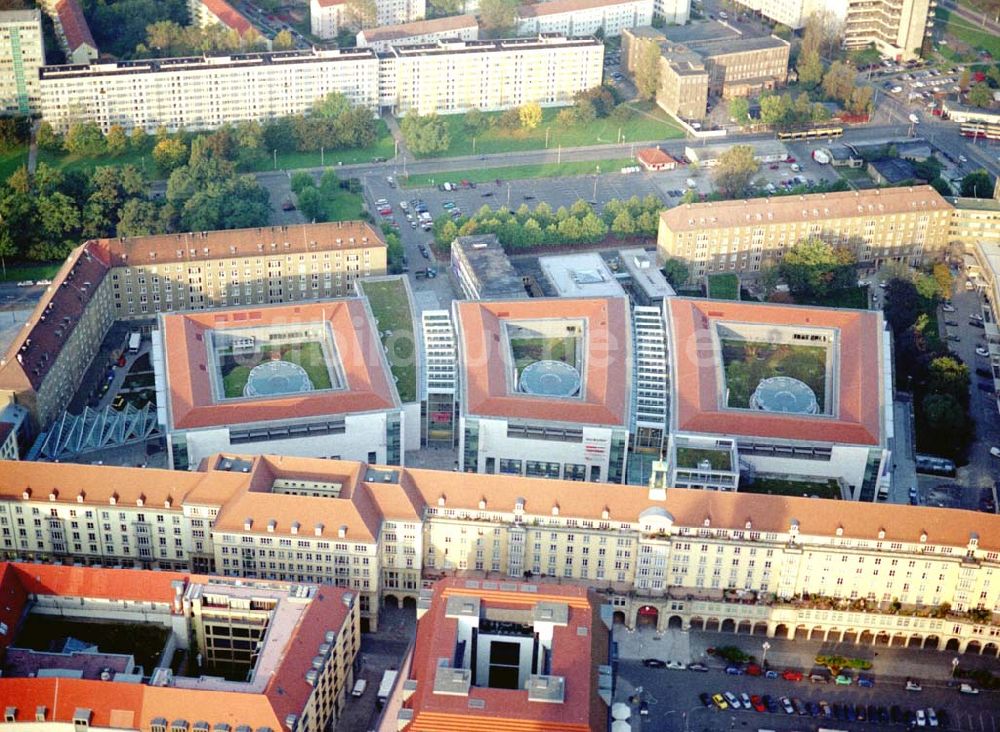 Dresden aus der Vogelperspektive: Altmarkt - Center in der Dresdner Innenstadt. 11.10.2002 Altmarkt-Galerie der ECE in der Dresdner Innenstadt.