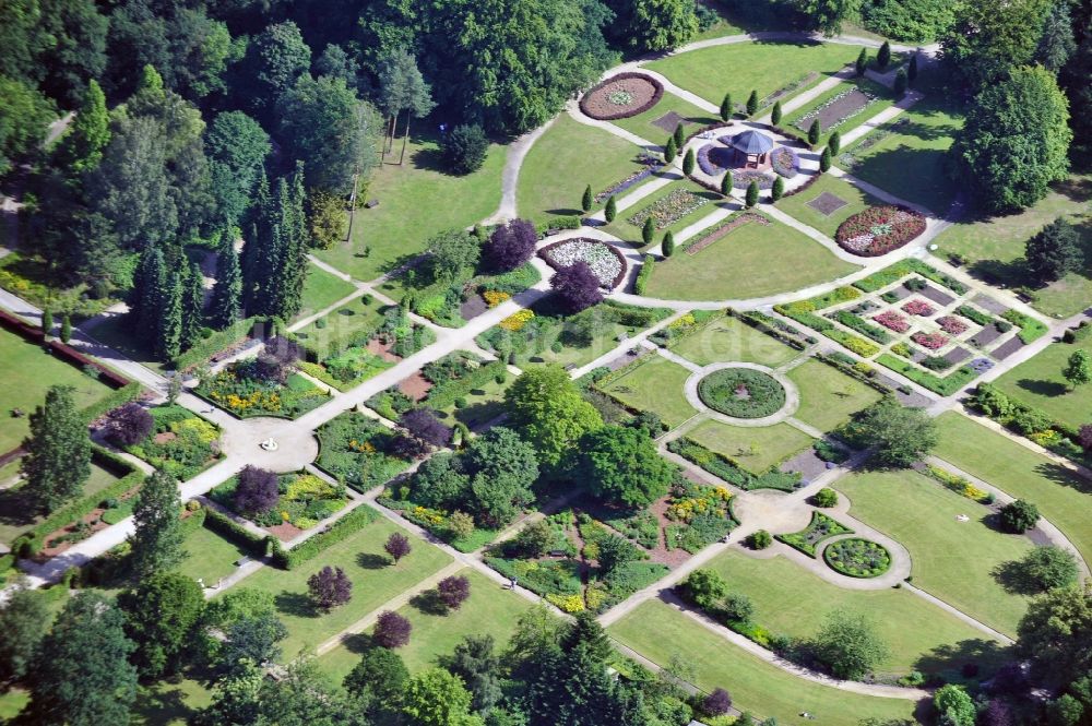 Hamburg aus der Vogelperspektive: Altonaer Volkspark in Hamburg - Bahrenfeld