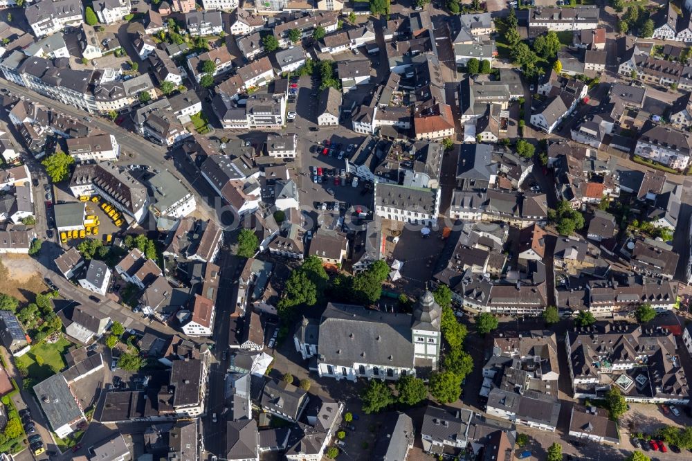 Attendorn aus der Vogelperspektive: Altstadt von Attendorn im Bundesland Nordrhein-Westfalen