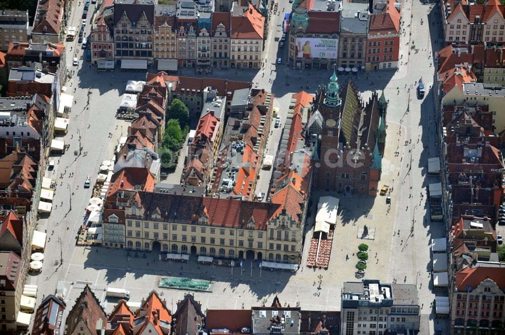 WROCLAW - BRESLAU aus der Vogelperspektive: Altstadt von Breslau / Wroclaw in Polen