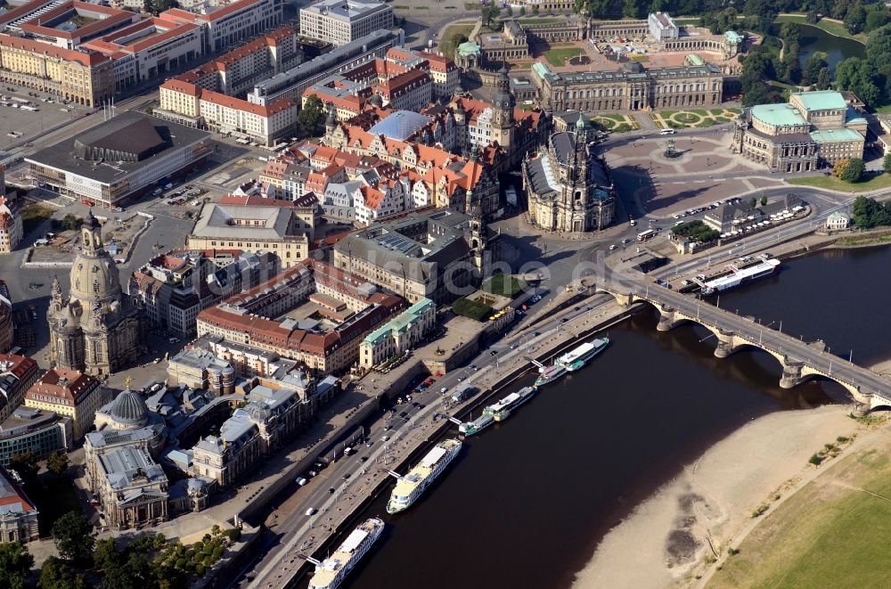 Dresden aus der Vogelperspektive: Altstadt in Dresden im Bundesland Sachsen