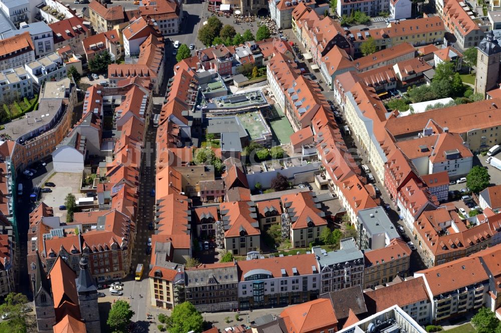 Luftaufnahme Erfurt - Altstadt von Erfurt im Bundesland Thüringen mit Johannesstraße, Maienbergstraße und Futterstraße mit dem Kaisersaal