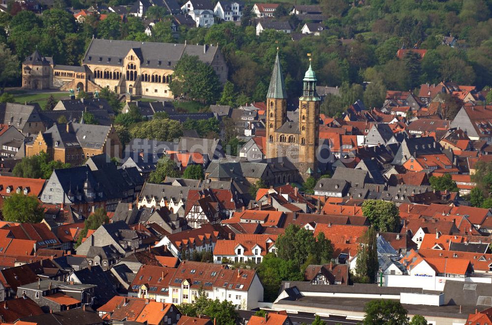 Luftbild Goslar - Altstadt Goslars mit Marktkirche und Kaiserpfalz