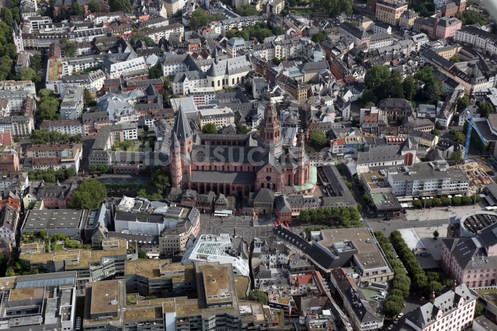 Luftbild Mainz - Altstadt mit dem Mainzer Dom in Mainz im Bundesland Rheinland-Pfalz