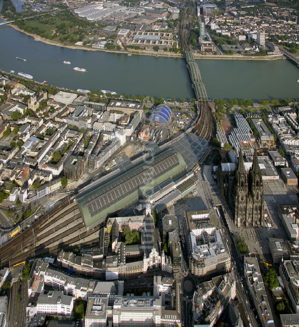 Luftbild Köln - Altstadt-Nord / old town north in Köln / Cologne NRW