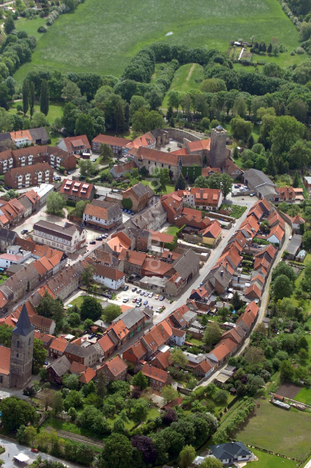 Oebisfelde von oben - Altstadt von Oebisfelde in Sachsen-Anhalt