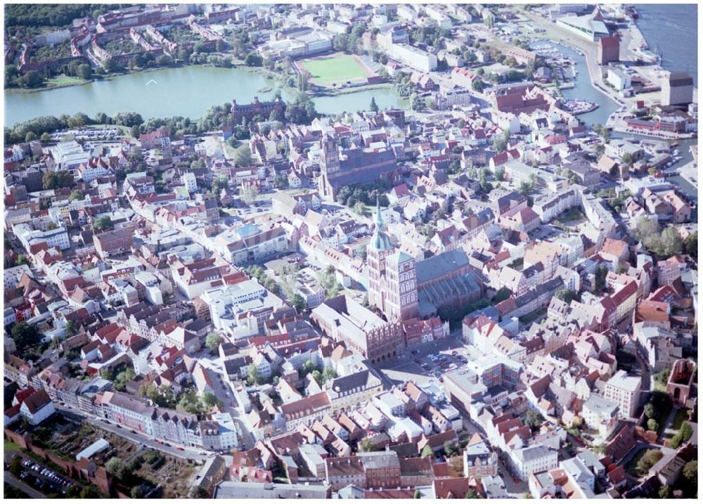 Luftaufnahme Stralsund / Mecklenburg Vorpommern - Altstadt von Stralsund / 27.09.02