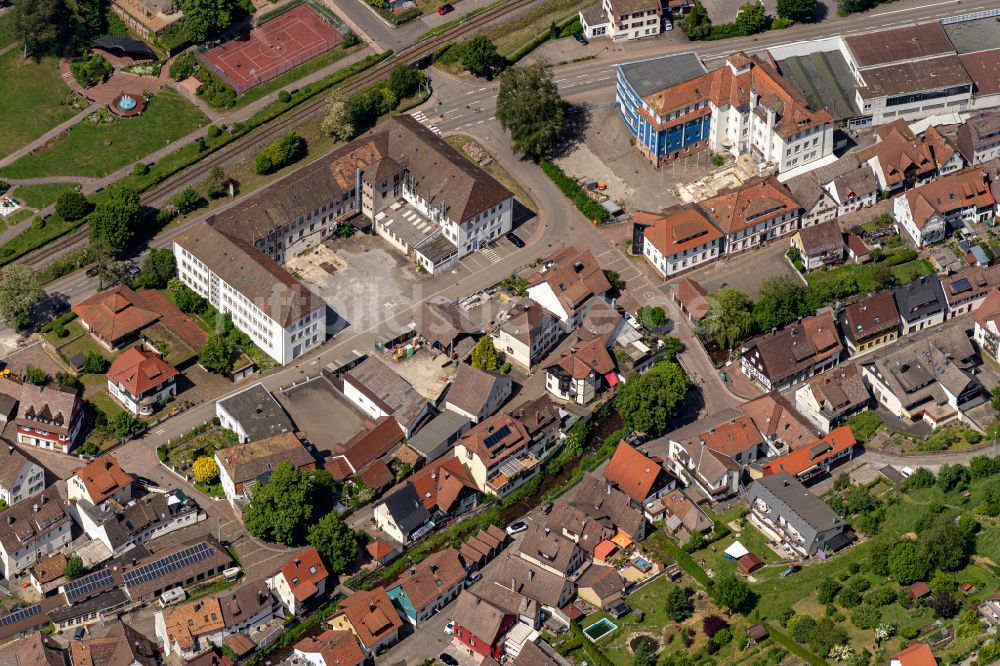 Luftbild Alpirsbach - Altstadtbereich und Innenstadtzentrum in Alpirsbach im Bundesland Baden-Württemberg, Deutschland