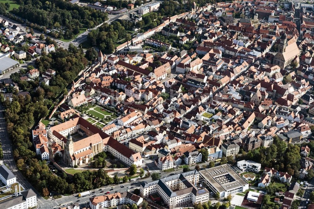 Amberg von oben - Altstadtbereich und Innenstadtzentrum in Amberg im Bundesland Bayern, Deutschland