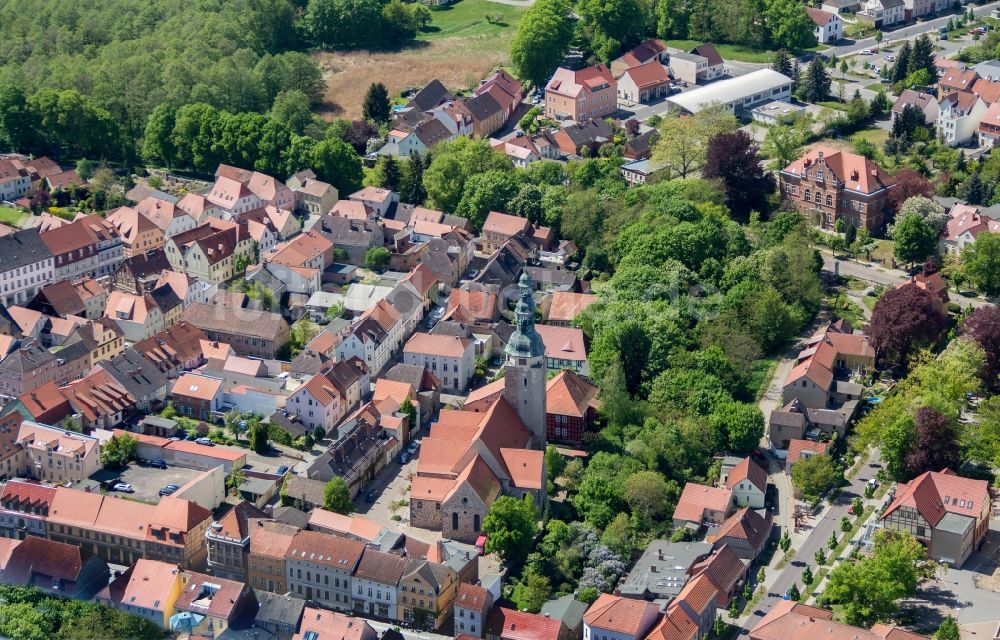 Luftaufnahme Bad Belzig - Altstadtbereich und Innenstadtzentrum in Bad Belzig im Bundesland Brandenburg, Deutschland