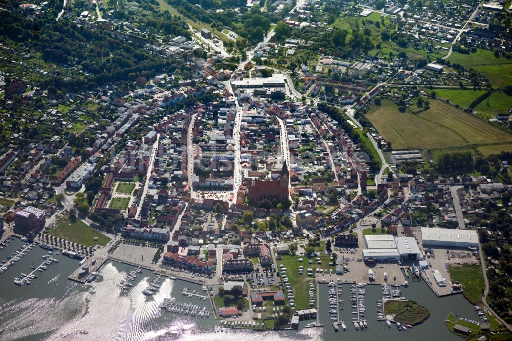 Luftbild Barth - Altstadtbereich und Innenstadtzentrum in Barth im Bundesland Mecklenburg-Vorpommern, Deutschland