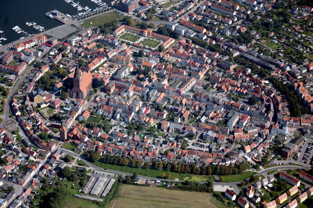 Luftbild Barth - Altstadtbereich und Innenstadtzentrum in Barth im Bundesland Mecklenburg-Vorpommern, Deutschland