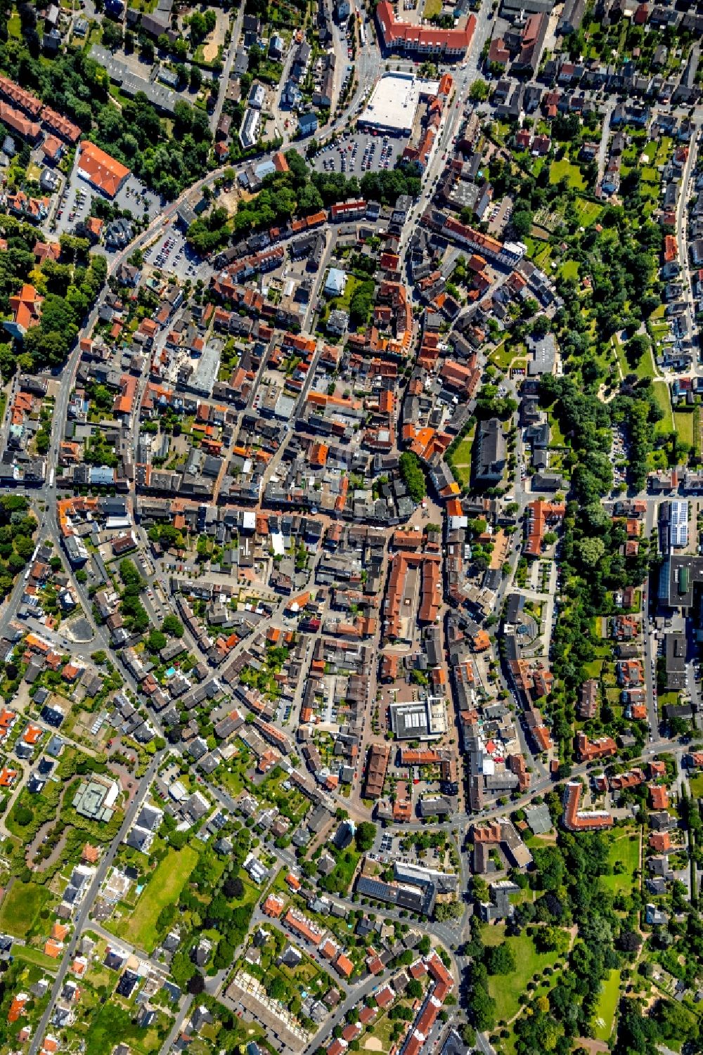 Beckum von oben - Altstadtbereich und Innenstadtzentrum in Beckum im Bundesland Nordrhein-Westfalen, Deutschland