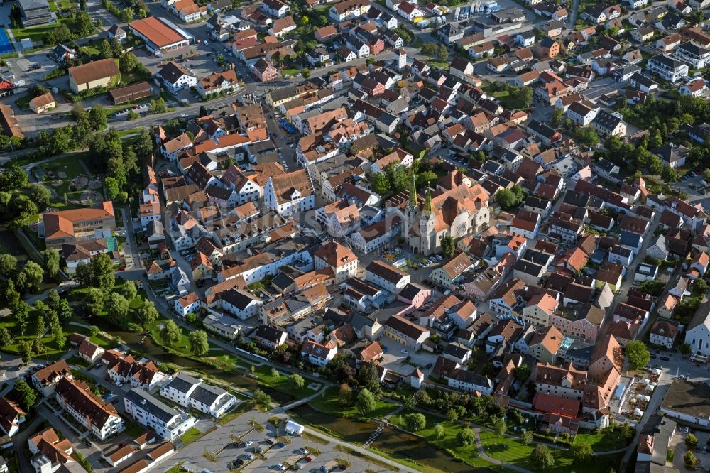 Beilngries aus der Vogelperspektive: Altstadtbereich und Innenstadtzentrum in Beilngries im Bundesland Bayern, Deutschland