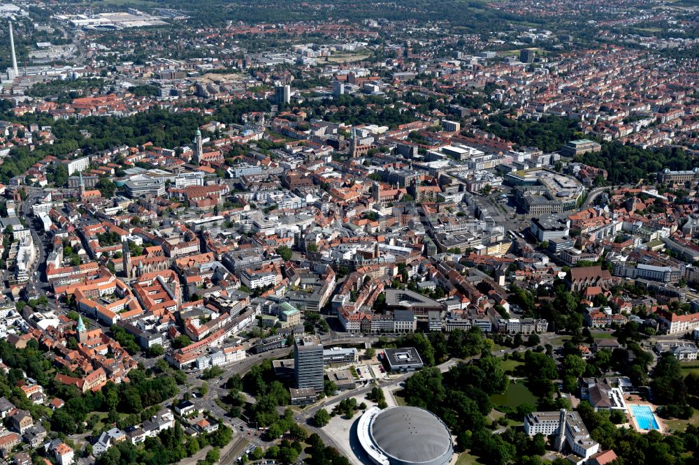 Luftaufnahme Braunschweig - Altstadtbereich und Innenstadtzentrum in Braunschweig im Bundesland Niedersachsen, Deutschland