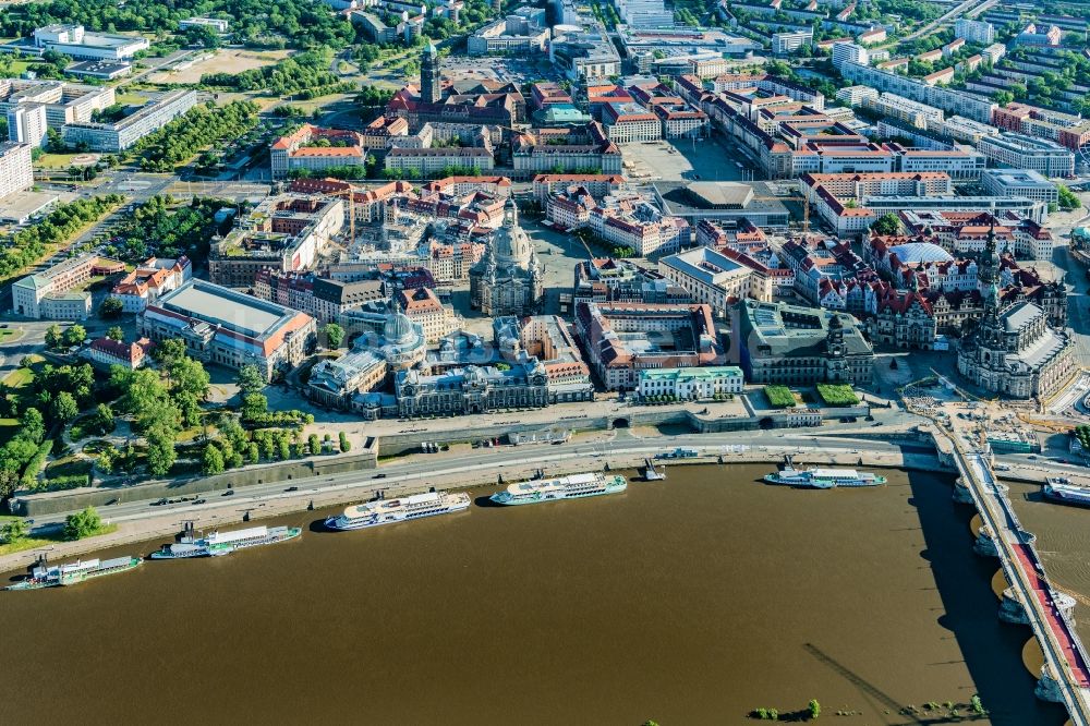 Luftaufnahme Dresden - Altstadtbereich und Innenstadtzentrum in Dresden im Bundesland Sachsen, Deutschland