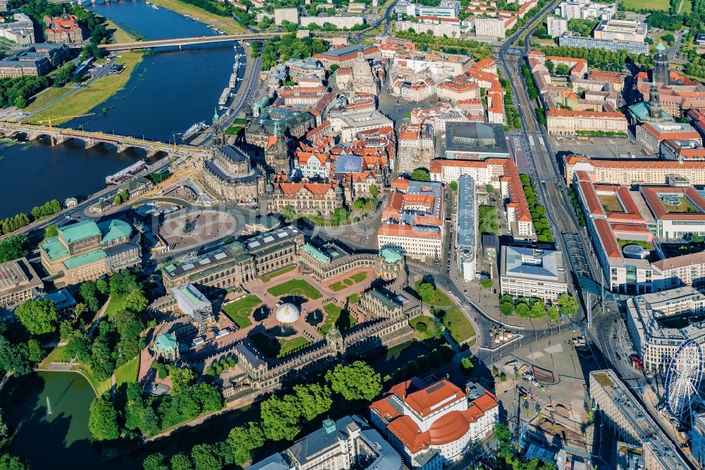 Luftbild Dresden - Altstadtbereich und Innenstadtzentrum in Dresden im Bundesland Sachsen, Deutschland