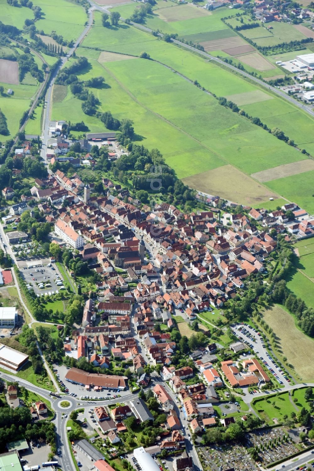 Ebern von oben - Altstadtbereich und Innenstadtzentrum in Ebern im Bundesland Bayern, Deutschland