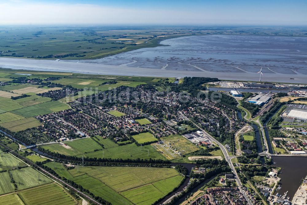 Emden von oben - Altstadtbereich und Innenstadtzentrum in Emden im Bundesland Niedersachsen, Deutschland