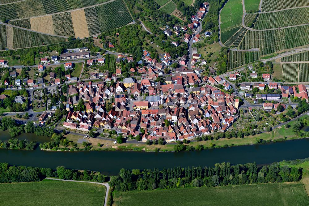 Luftbild Frickenhausen am Main - Altstadtbereich und Innenstadtzentrum in Frickenhausen am Main im Bundesland Bayern, Deutschland