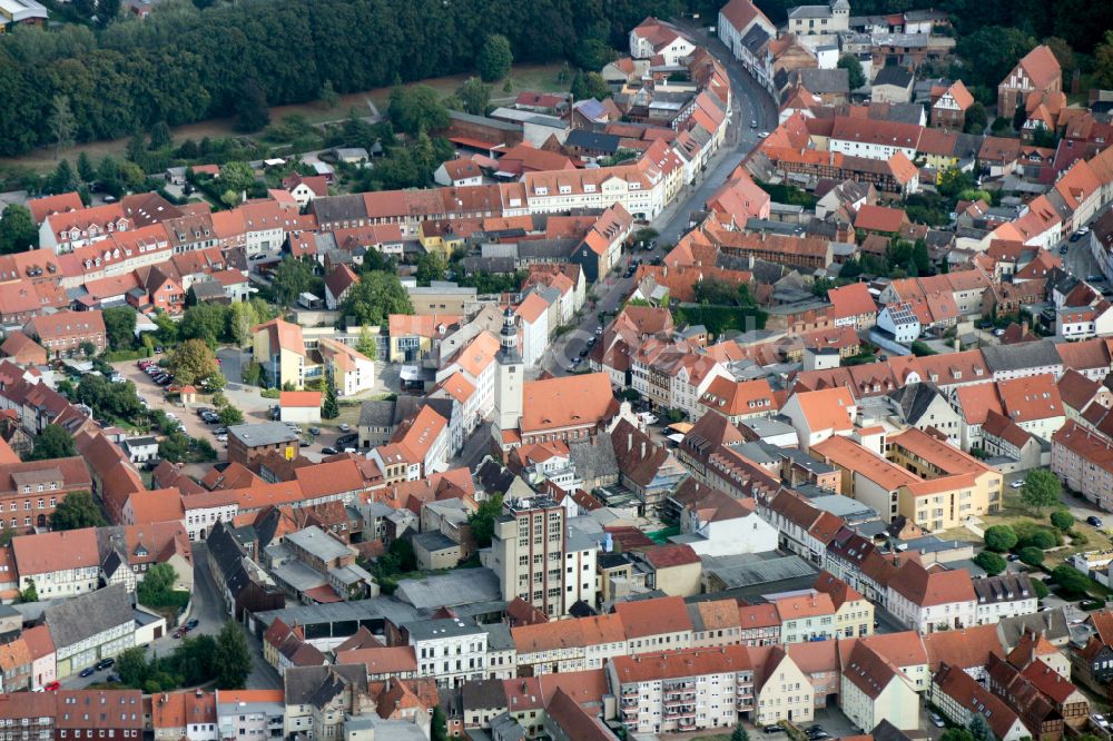 Luftaufnahme Hansestadt Gardelegen - Altstadtbereich und Innenstadtzentrum in Gardelegen im Bundesland Sachsen-Anhalt, Deutschland