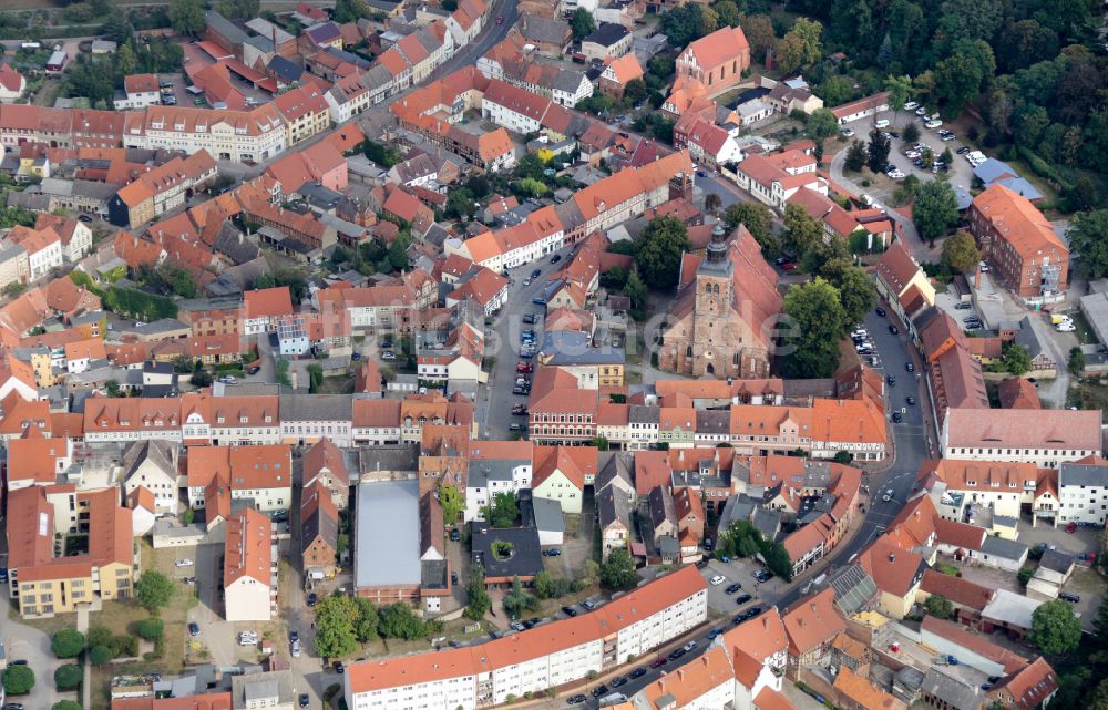 Luftaufnahme Hansestadt Gardelegen - Altstadtbereich und Innenstadtzentrum in Gardelegen im Bundesland Sachsen-Anhalt, Deutschland