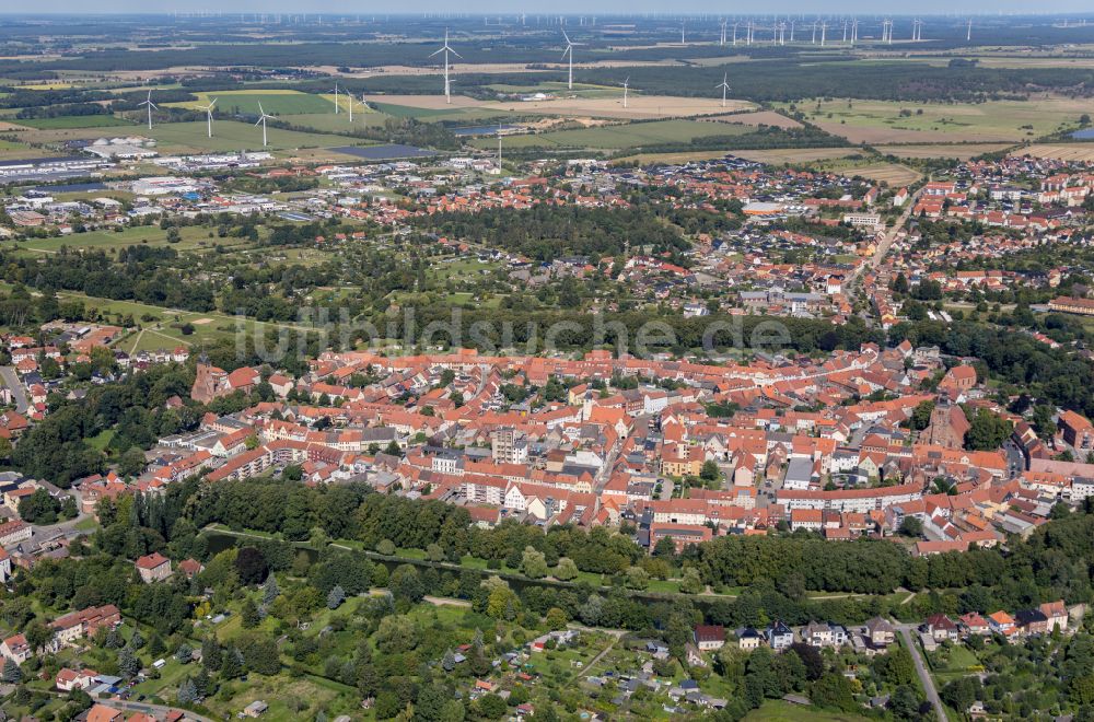 Luftaufnahme Hansestadt Gardelegen - Altstadtbereich und Innenstadtzentrum in Gardelegen im Bundesland Sachsen-Anhalt, Deutschland