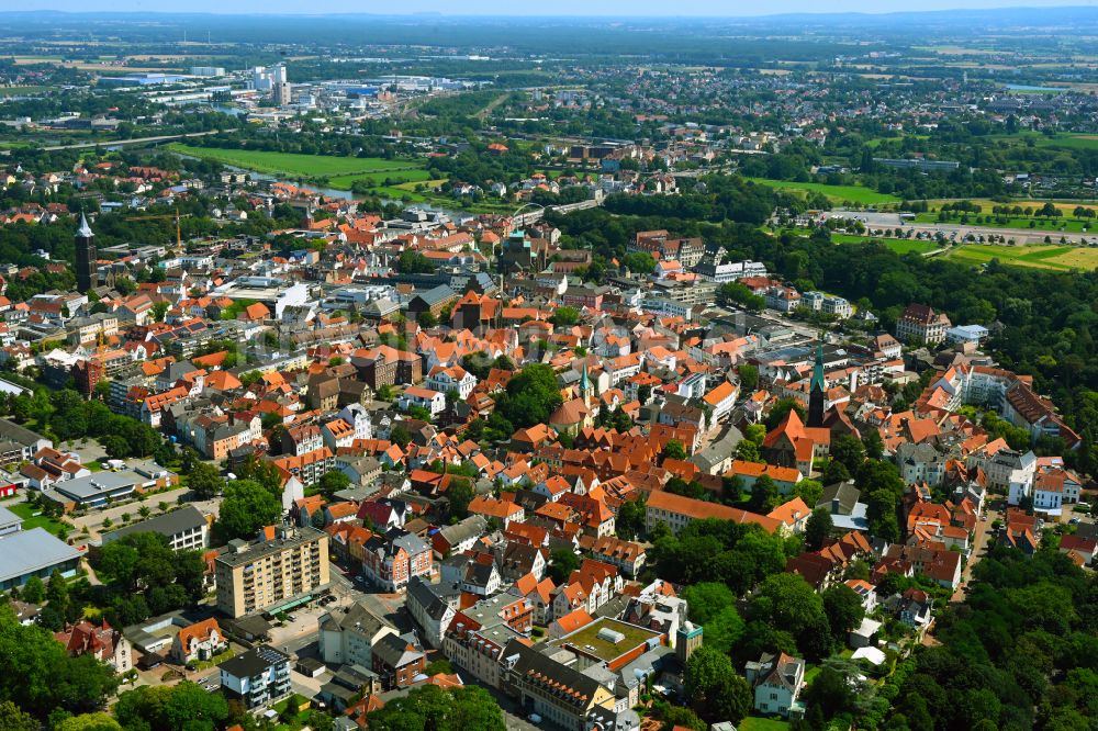 Hahlen von oben - Altstadtbereich und Innenstadtzentrum in Hahlen im Bundesland Nordrhein-Westfalen, Deutschland