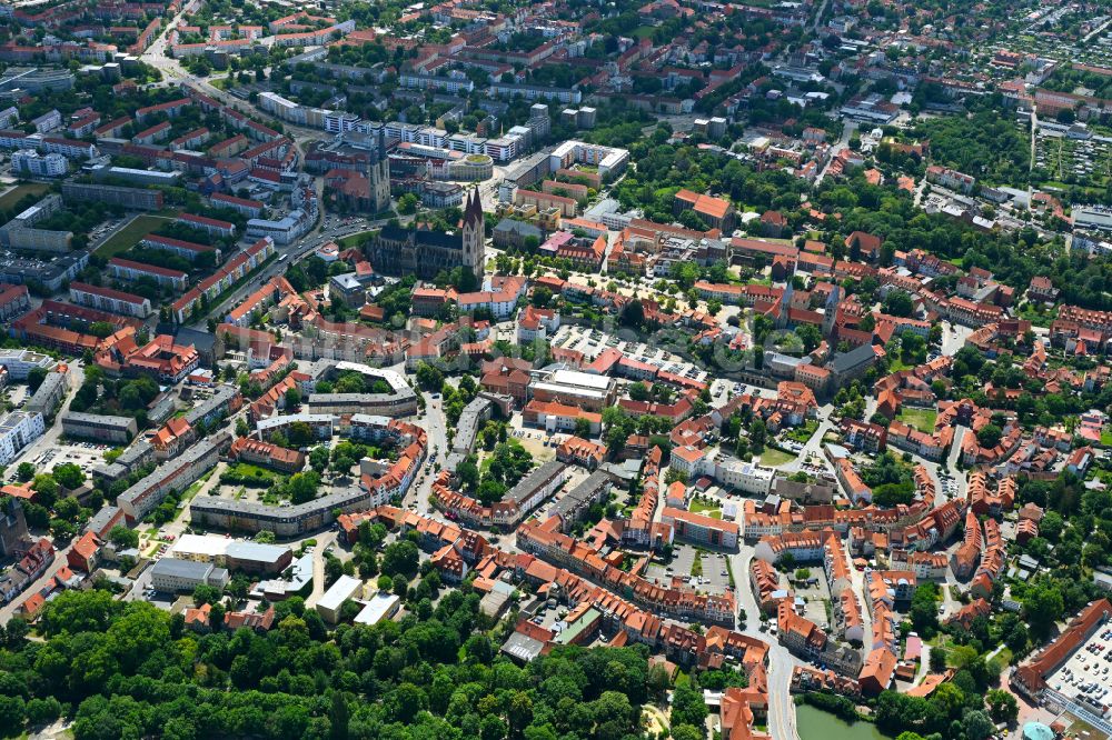 Luftbild Halberstadt - Altstadtbereich und Innenstadtzentrum in Halberstadt im Bundesland Sachsen-Anhalt, Deutschland