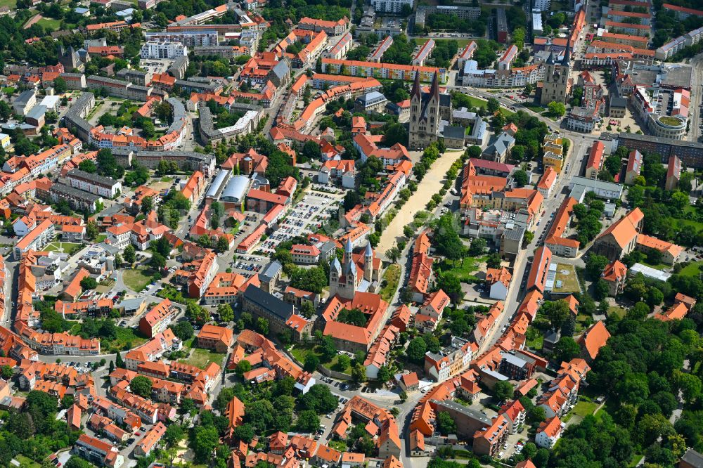 Luftbild Halberstadt - Altstadtbereich und Innenstadtzentrum in Halberstadt im Bundesland Sachsen-Anhalt, Deutschland