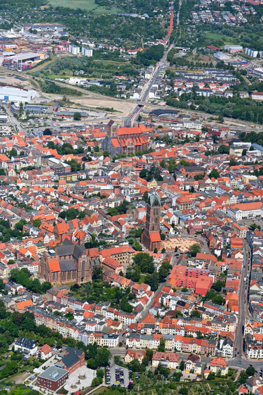 Luftaufnahme Wismar - Altstadtbereich und Innenstadtzentrum in Hansestadt Wismar im Bundesland Mecklenburg-Vorpommern, Deutschland