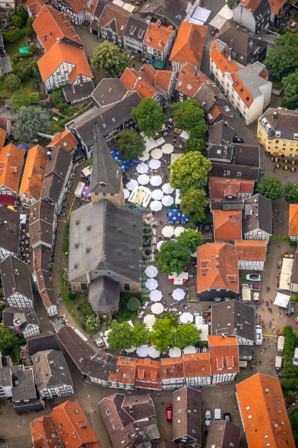 Hattingen von oben - Altstadtbereich und Innenstadtzentrum in Hattingen im Bundesland Nordrhein-Westfalen, Deutschland