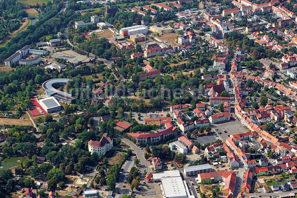 Hoyerswerda von oben - Altstadtbereich und Innenstadtzentrum in Hoyerswerda im Bundesland Sachsen, Deutschland