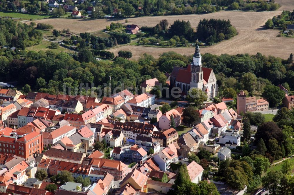 Luftaufnahme Kamenz - Altstadtbereich und Innenstadtzentrum mit der Kirche Sankt Marien in Kamenz im Bundesland Sachsen, Deutschland