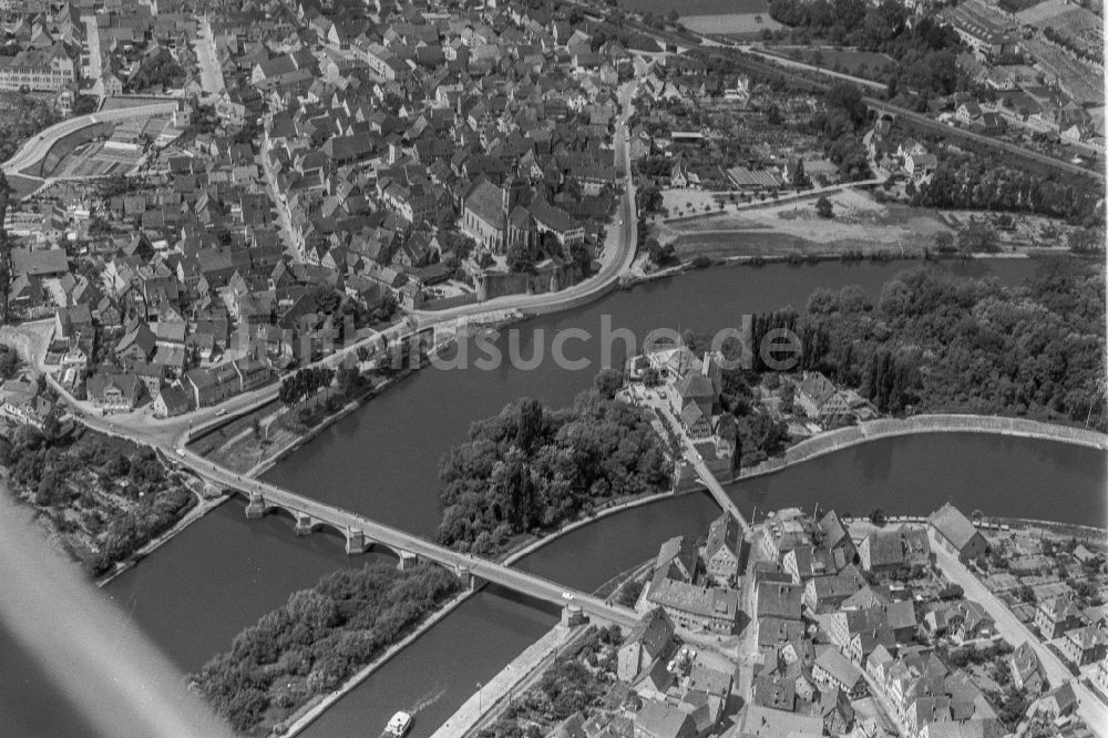 Luftbild Lauffen am Neckar - Altstadtbereich und Innenstadtzentrum in Lauffen am Neckar im Bundesland Baden-Württemberg, Deutschland