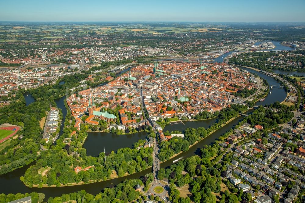 Luftbild Lübeck - Altstadtbereich und Innenstadtzentrum in Lübeck im Bundesland Schleswig-Holstein