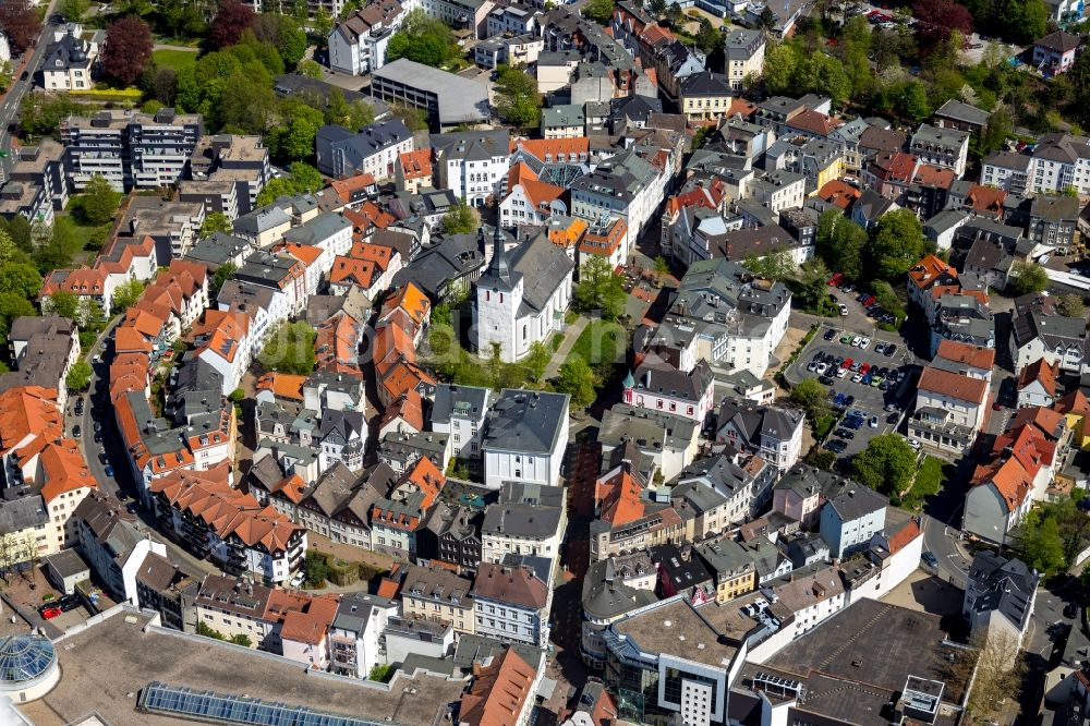 Lüdenscheid aus der Vogelperspektive: Altstadtbereich und Innenstadtzentrum in Lüdenscheid im Bundesland Nordrhein-Westfalen, Deutschland