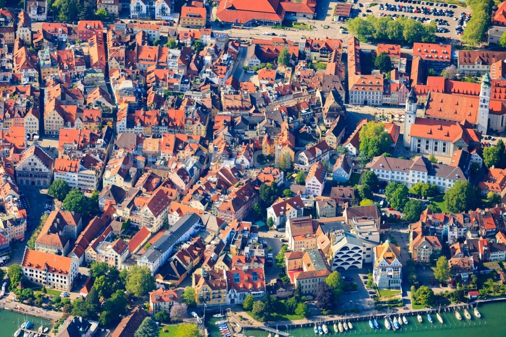 Lindau (Bodensee) von oben - Altstadtbereich und Innenstadtzentrum in Lindau (Bodensee) im Bundesland , Deutschland