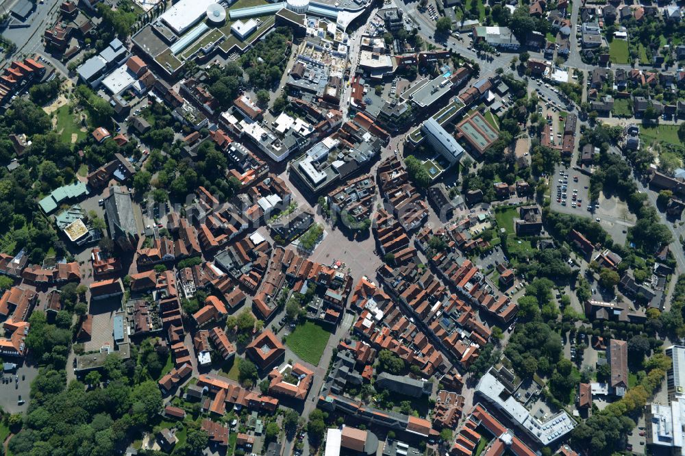 Lingen (Ems) aus der Vogelperspektive: Altstadtbereich und Innenstadtzentrum in Lingen (Ems) im Bundesland Niedersachsen, Deutschland