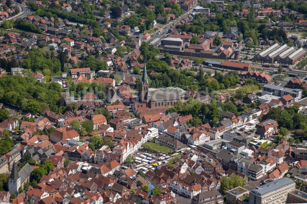 Luftaufnahme Lingen (Ems) - Altstadtbereich und Innenstadtzentrum in Lingen (Ems) im Bundesland Niedersachsen, Deutschland