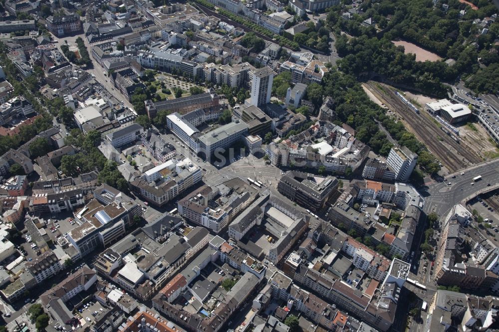 Mainz aus der Vogelperspektive: Altstadtbereich und Innenstadtzentrum in Mainz im Bundesland Rheinland-Pfalz