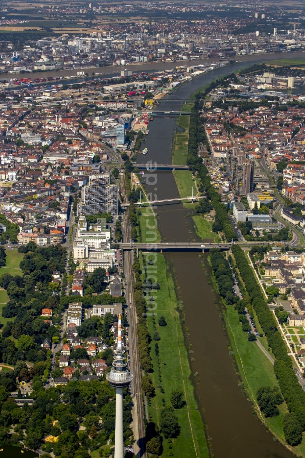 Luftaufnahme Mannheim - Altstadtbereich und Innenstadtzentrum in Mannheim im Bundesland Baden-Württemberg
