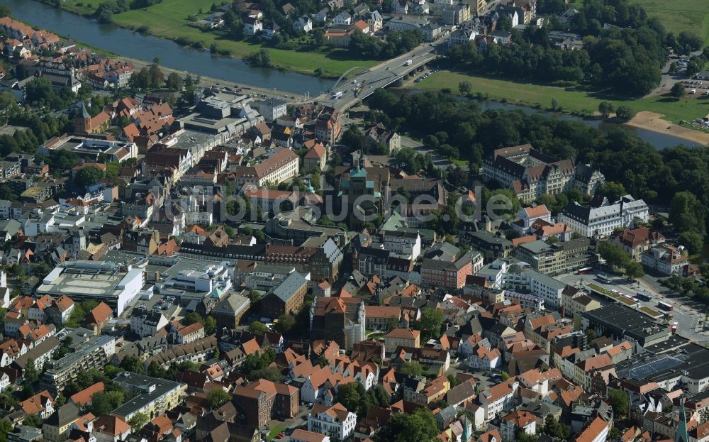 Minden von oben - Altstadtbereich und Innenstadtzentrum von Minden im Bundesland Nordrhein-Westfalen