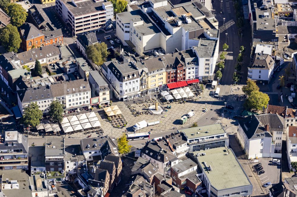 Mönchengladbach aus der Vogelperspektive: Altstadtbereich und Innenstadtzentrum in Mönchengladbach im Bundesland Nordrhein-Westfalen, Deutschland