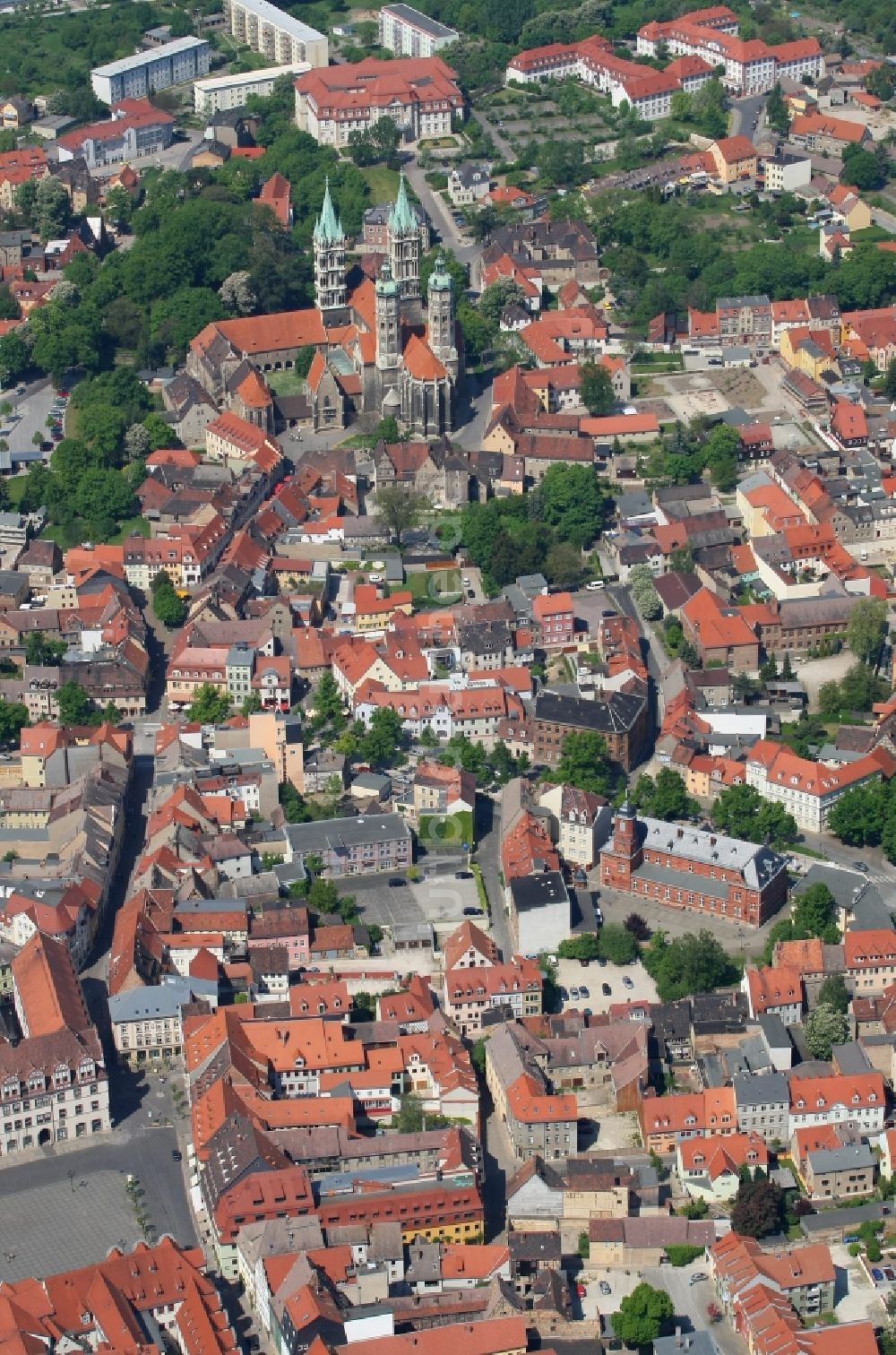 Naumburg (Saale) von oben - Altstadtbereich und Innenstadtzentrum mit Naumburger Dom in Naumburg (Saale)