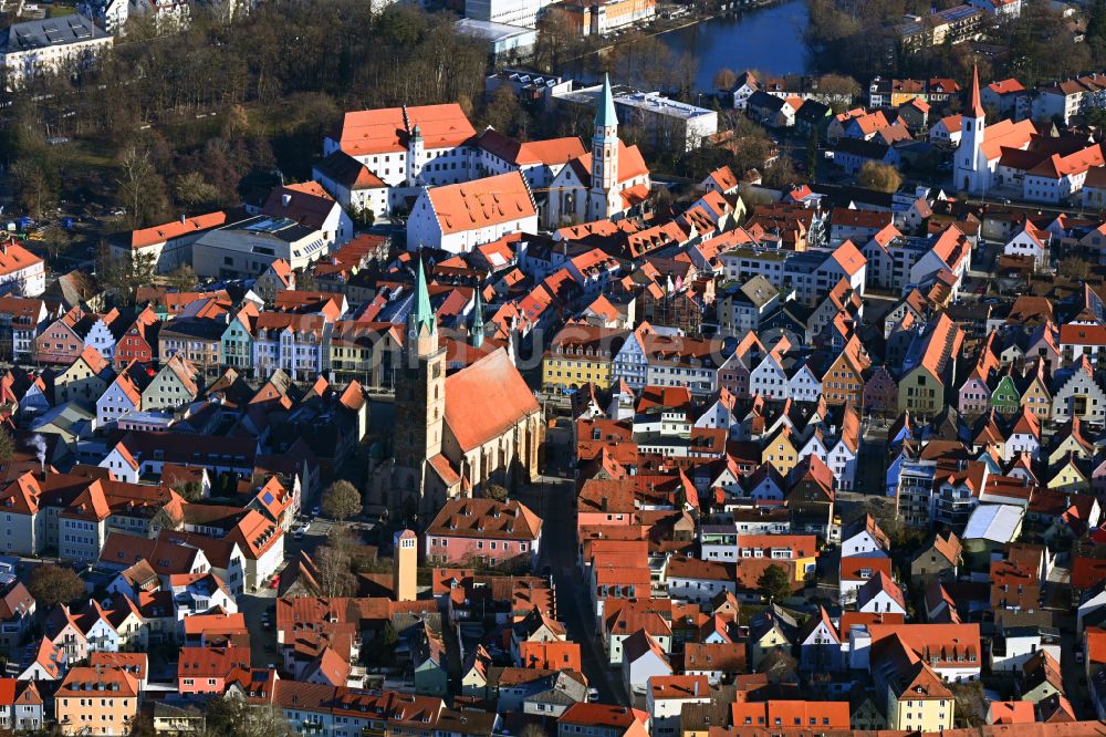 Neumarkt in der Oberpfalz aus der Vogelperspektive: Altstadtbereich und Innenstadtzentrum in Neumarkt in der Oberpfalz im Bundesland Bayern, Deutschland