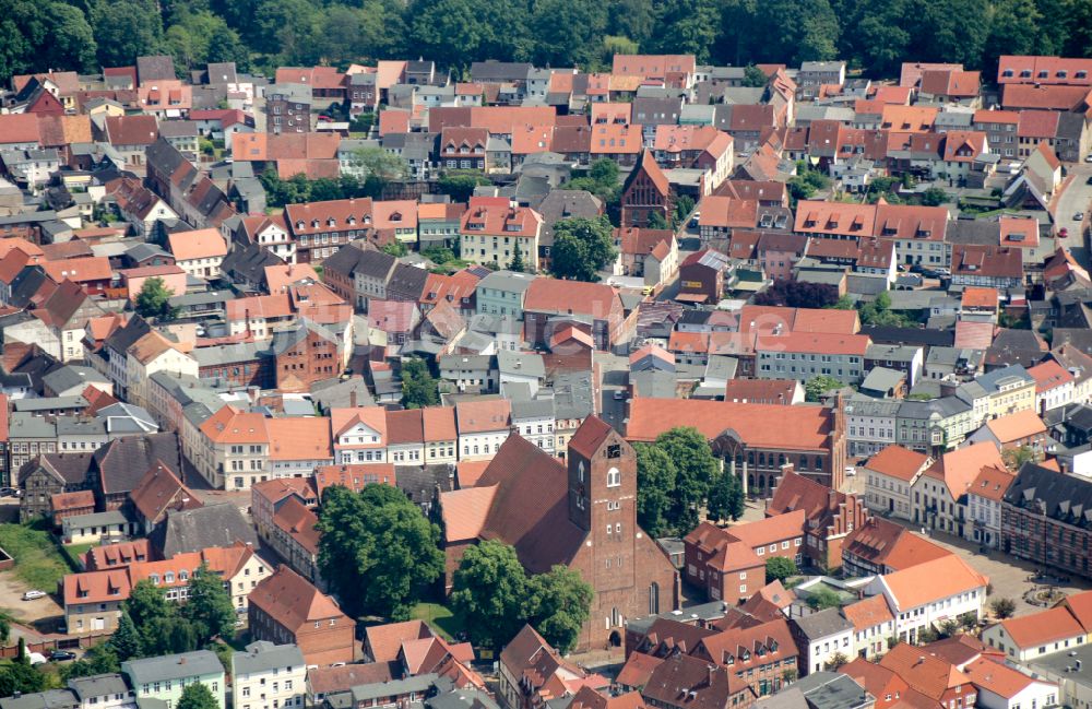 Luftbild Parchim - Altstadtbereich und Innenstadtzentrum in Parchim im Bundesland Mecklenburg-Vorpommern, Deutschland