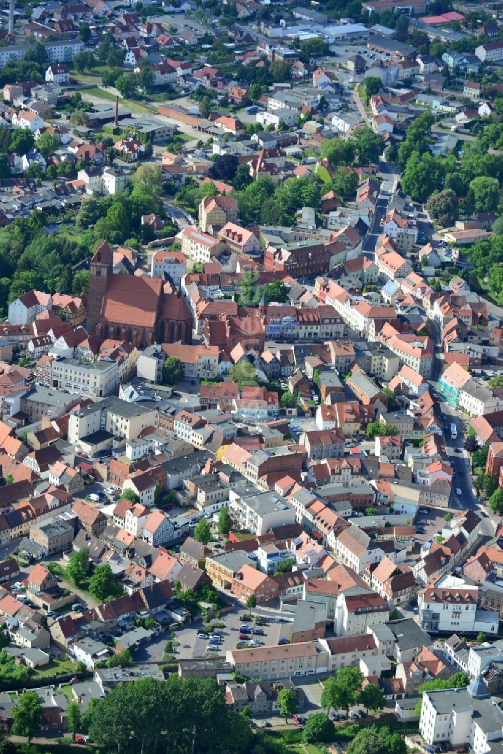 Perleberg aus der Vogelperspektive: Altstadtbereich und Innenstadtzentrum in Perleberg im Bundesland Brandenburg